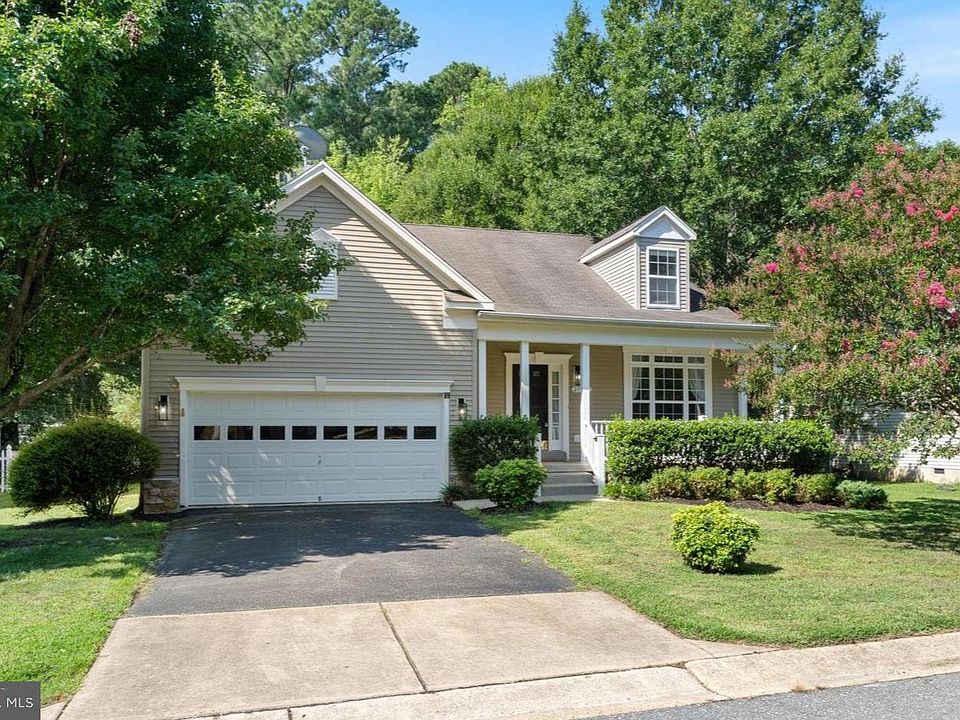 1st image of 21511 Oxford Dr