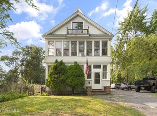 542 Bradford Rd, Schenectady, NY 12304