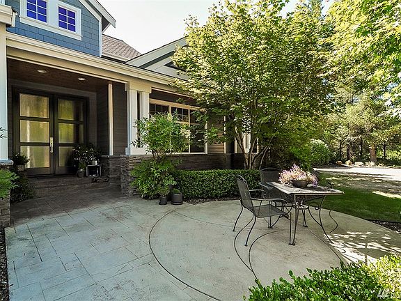 3rd image of 26735 SE 271st St