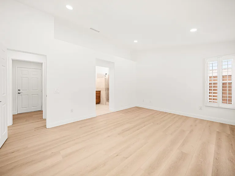 37762 Drexell Dr — Photo 25