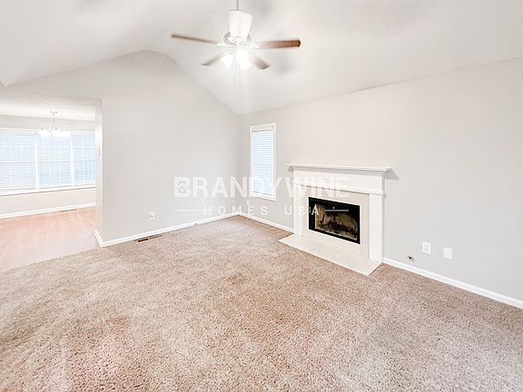 3rd image of 314 Moreland Cir