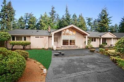 1st image of 1720 95th Ave NE