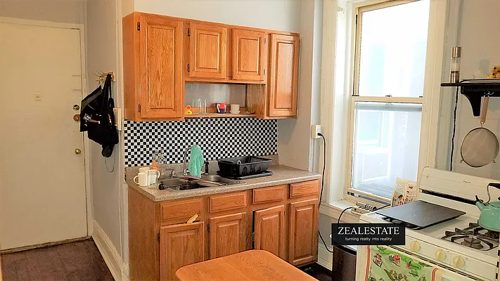 Rented by ZealEstate Group Inc | media 20