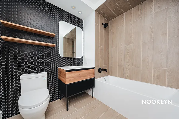 Rented by Nooklyn NYC LLC | media 43