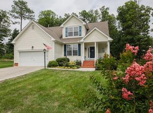 2525 Cascade Meadows Dr, Midlothian, VA 23112