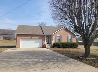 913 Avery Green Ct, Old Hickory, TN 37138