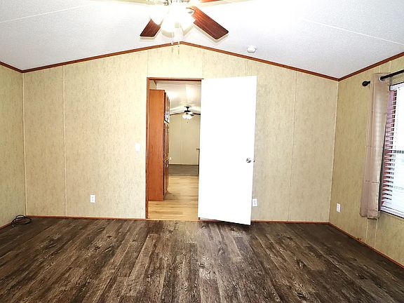 4th image of 2384 Woodmen Dr