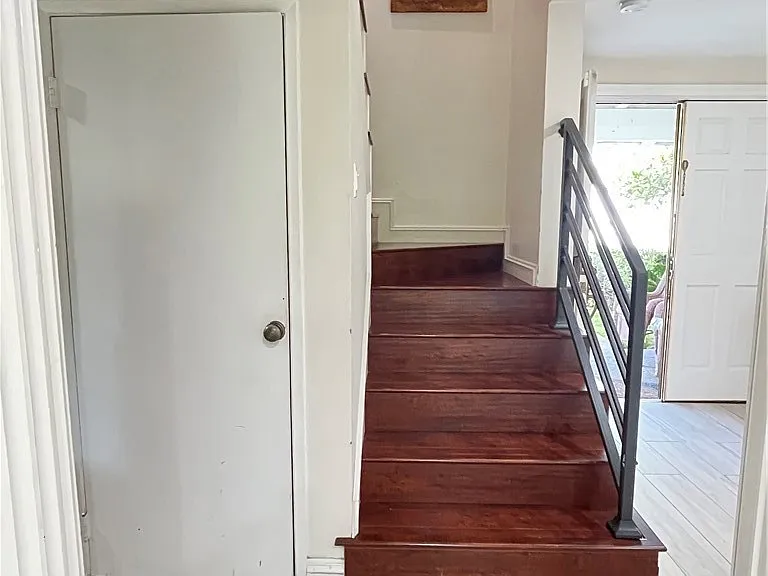 6251 Chimineas Ave — Photo 16