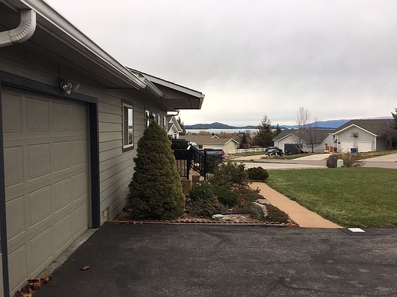 4th image of 1804 Woodbine Way