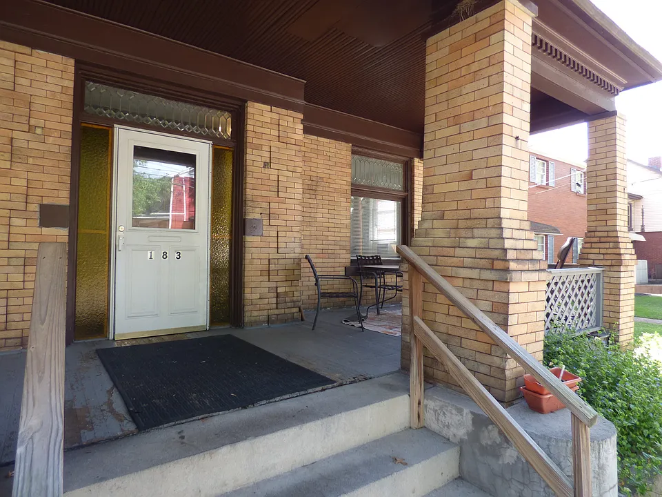 183 W Prospect Ave #1B