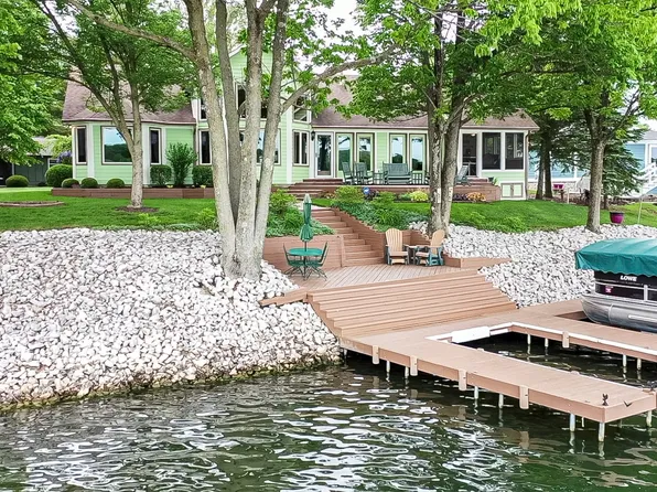 241 Mill Spgs, Coatesville, IN 46121