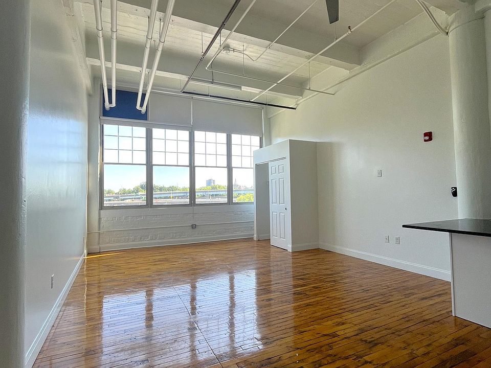 2nd image of 30 Arbor St #320