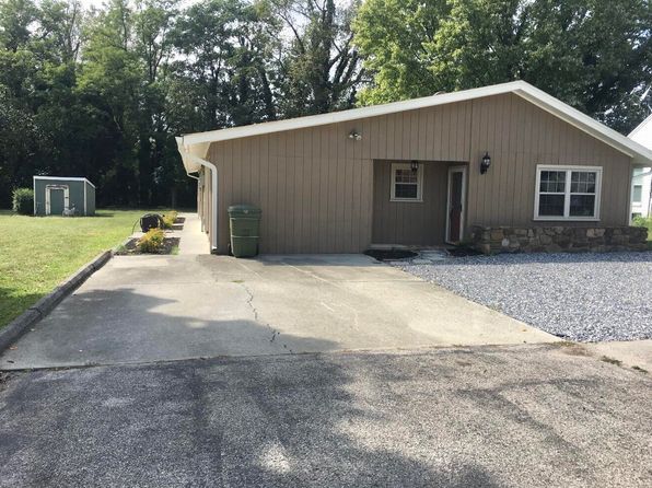 43 Lakehurst Ave