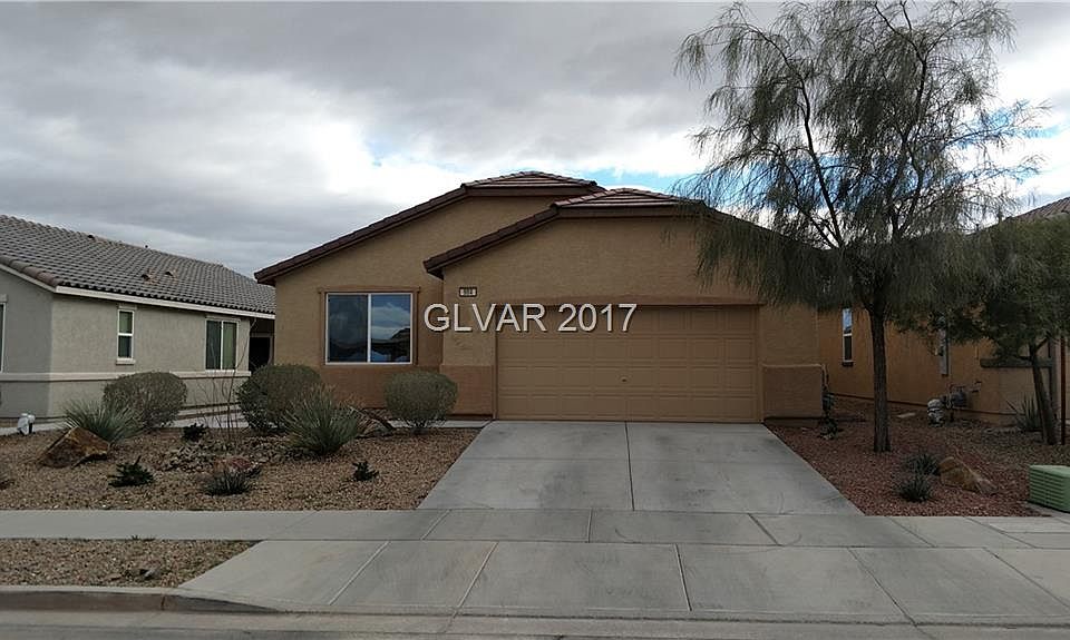 1st image of 984 Aspen Cliff Dr