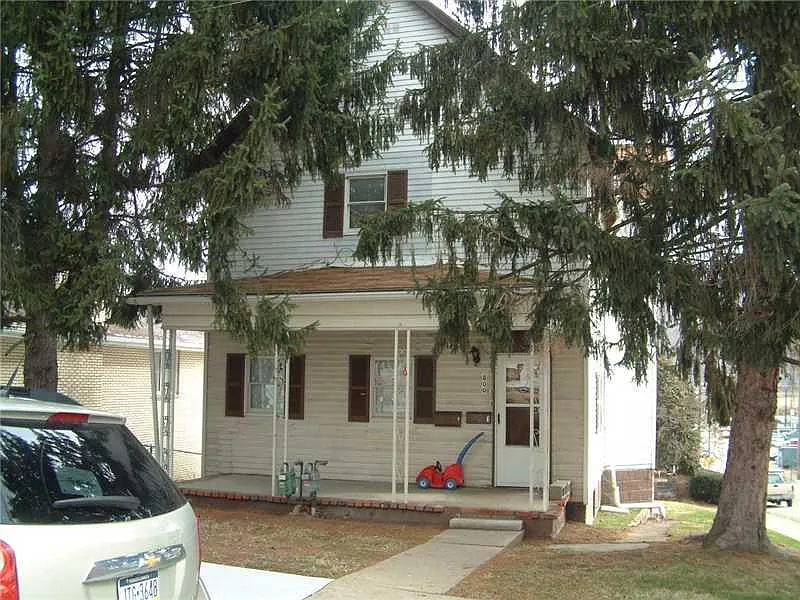 800 Washington Ave photo 1
