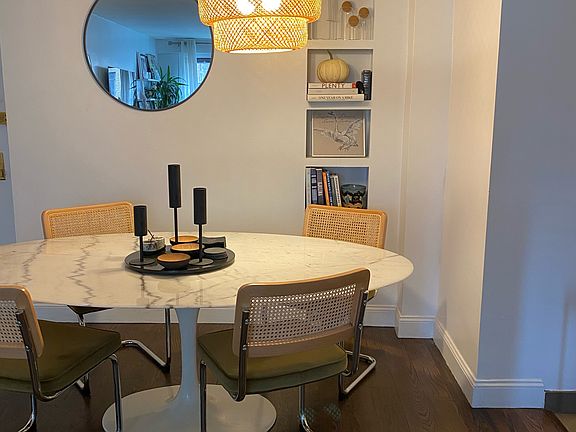 5th image of 77 E 12th St APT 5C