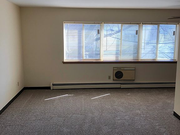 2nd image of 2580 N Oakland Ave #208
