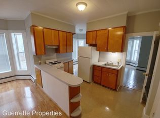 93 Highland Ave APT 1, Gardiner, ME 04345