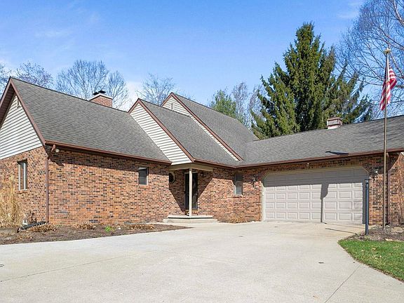 2nd image of 2271 S Old Ditch Rd