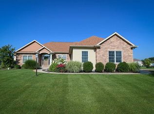 1365 S Sandal Ct, Warsaw, IN 46580