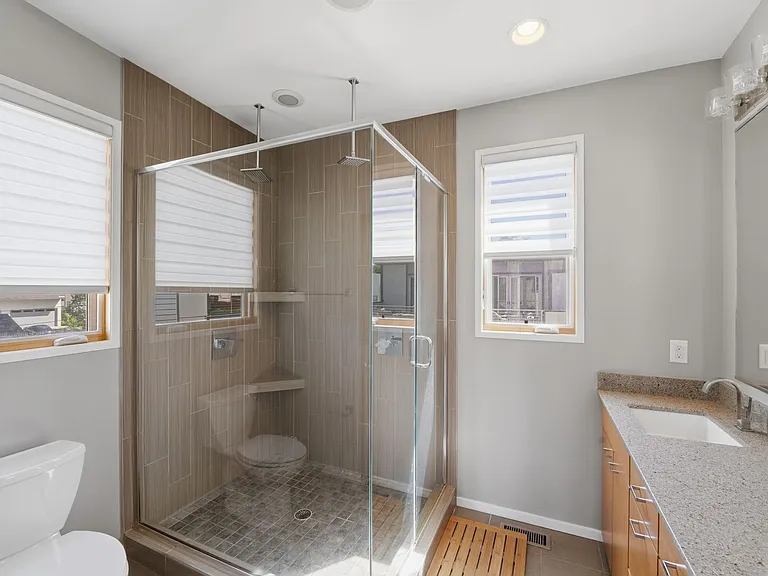 919 Westbrook Dr #A — Photo 11