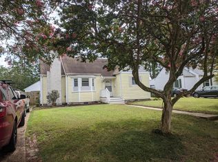 159 Burrage Rd, Norfolk, VA 23503