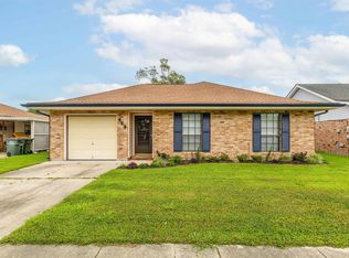 423 Louis Dr, Houma, LA 70364