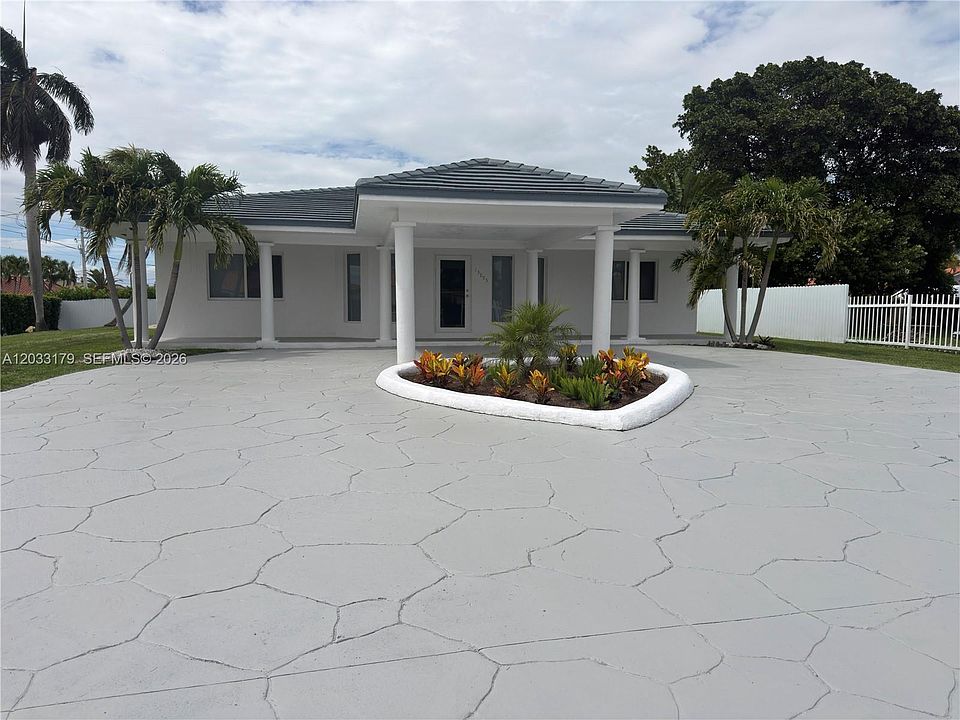 1st image of 13895 SW 22nd St