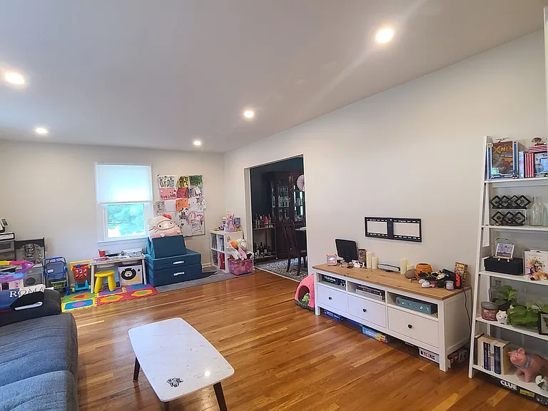 2105 Hemlock Rd — Photo 8