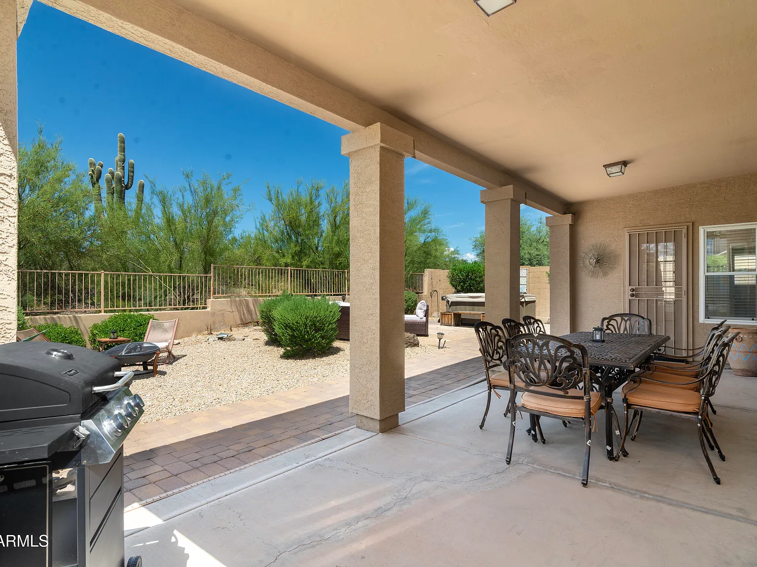 4 bed, 2.0 bath, 2311 sqft, $7,000 — Photo 4