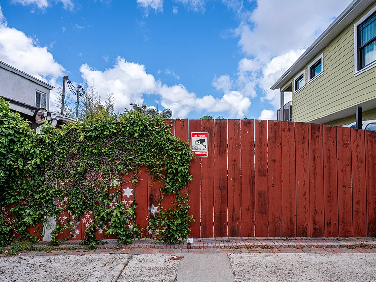 1/2 Estrella Ave — Photo 30