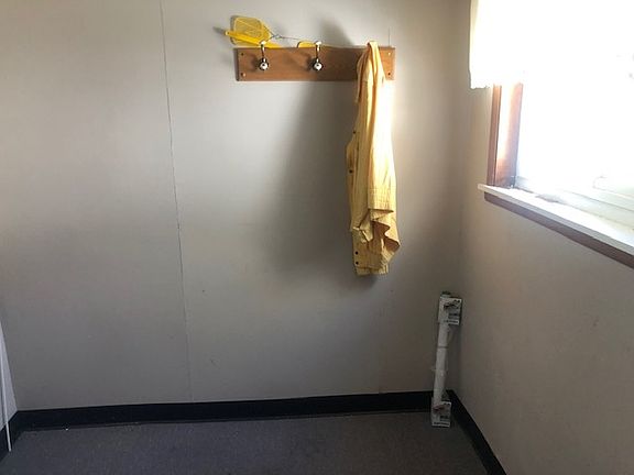 5th image of 315 Plum St