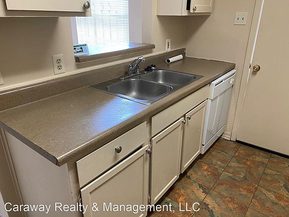 3rd image of 5705 E Texas St APT 81