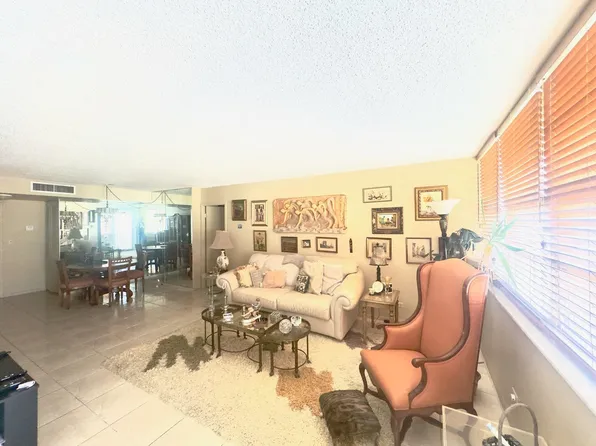 250 174th Street #2012, Sunny Isles Beach, FL 33160
