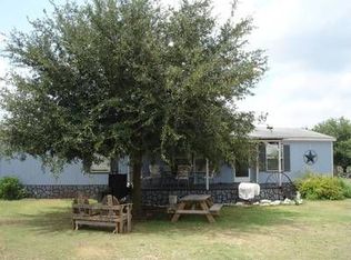 14140 Ladd Rd, Atascosa, TX 78002