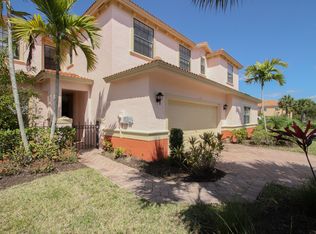 15449 Summit Place Cir, Naples, FL 34119