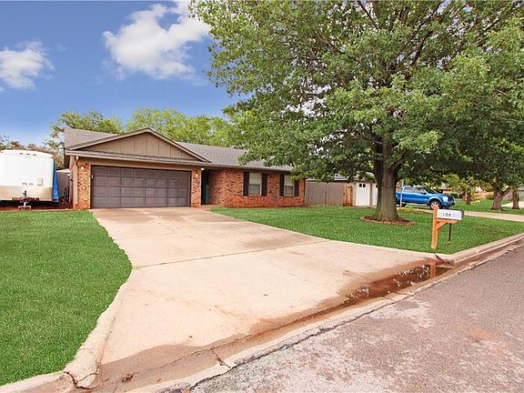 2nd image of 104 Sondra Dr #5803030349