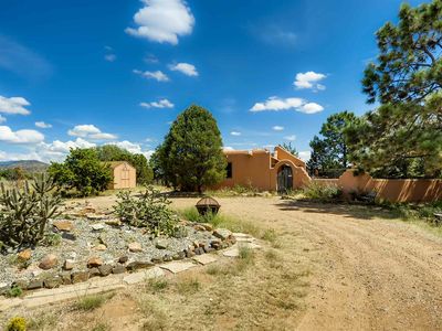 4 Demas Rd, Santa Fe, NM, 87508