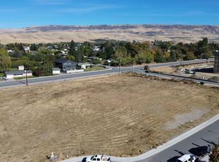 2273 S Nevada Court, East Wenatchee, WA 98802