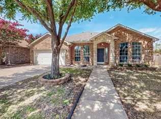 165 Hirth Dr, Crowley, TX 76036