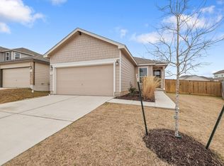 104 Lucky Texan Rd, Jarrell, TX 76537