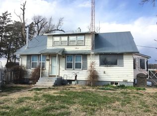 1051 NW 50th Ave, Hoisington, KS 67544