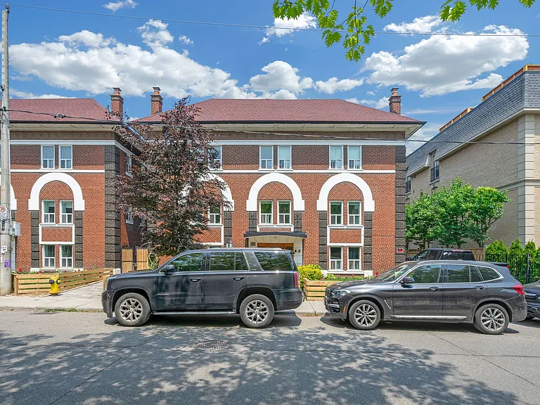 26 Balmoral Ave — Photo 19