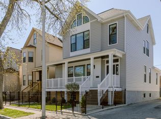 3229 W McLean Ave #2, Chicago, IL 60647