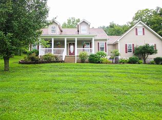 2531 Garrett Hollow Rd, Bowling Green, KY 42101