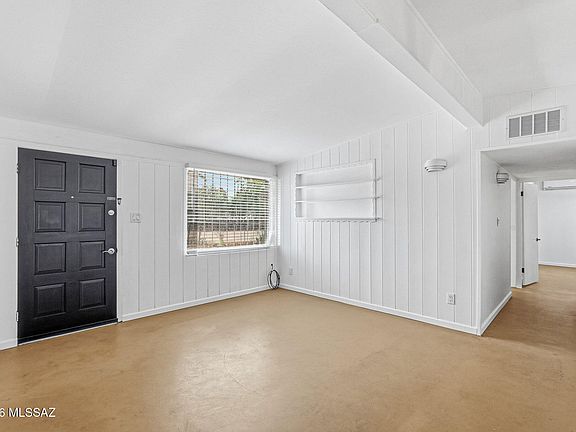 3rd image of 2901 W Milton Rd