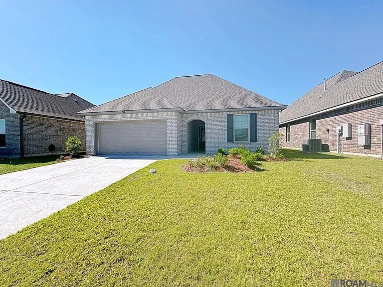 722 Bellegrove Square Ave — Photo 1