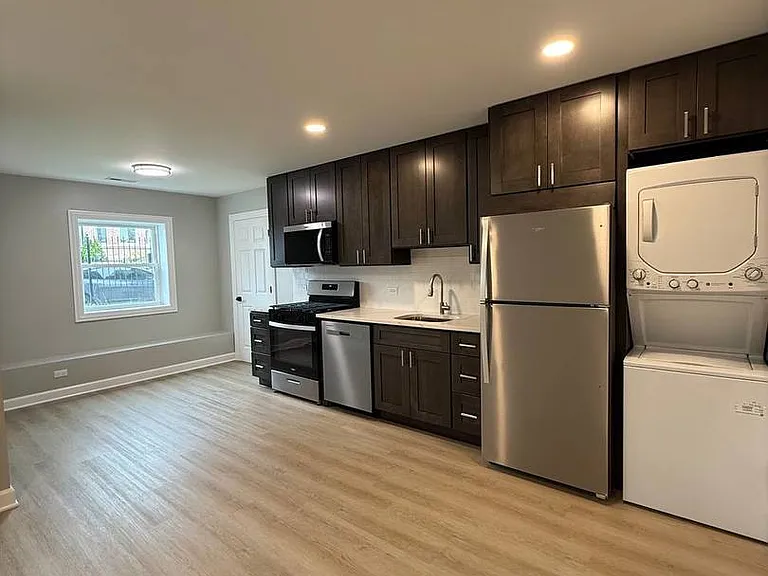 3247 W Thomas St #GF — Photo 3