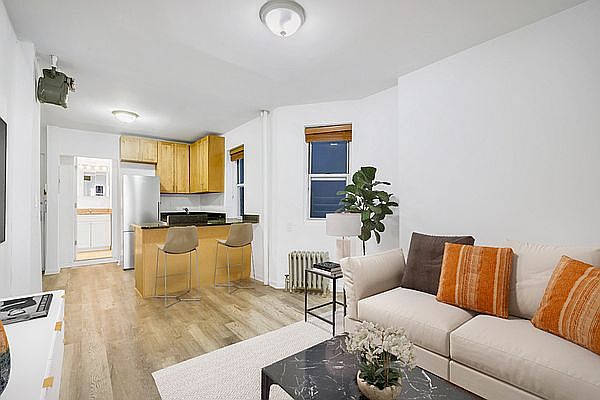1st image of 347 E 65th St #2R