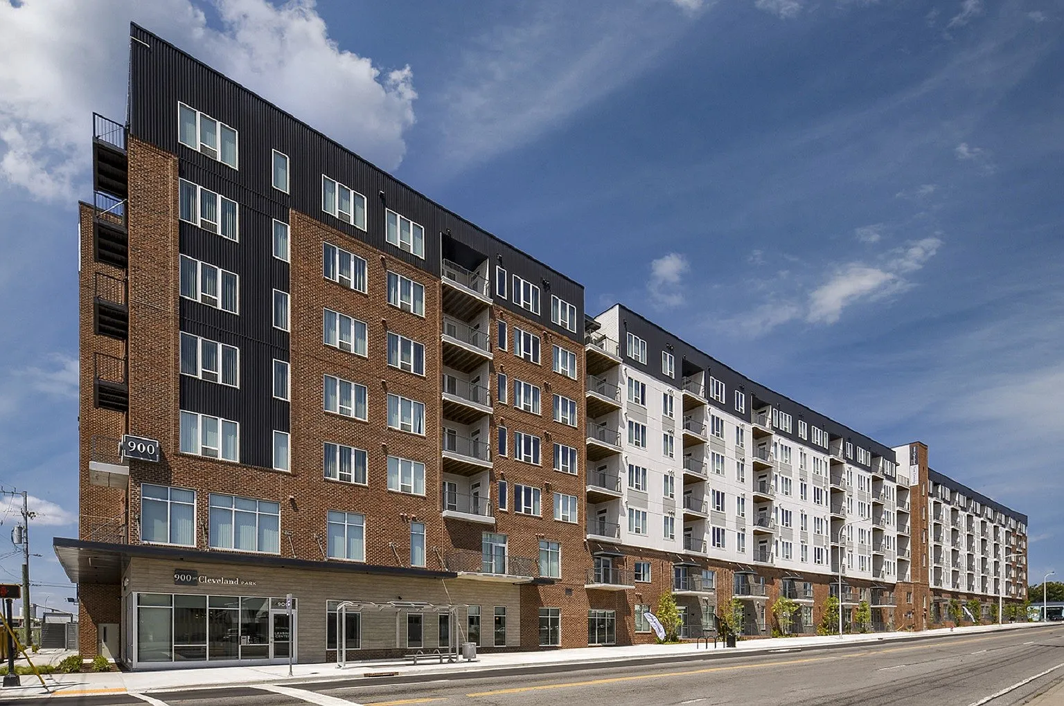 900 at Cleveland Park — Photo 2